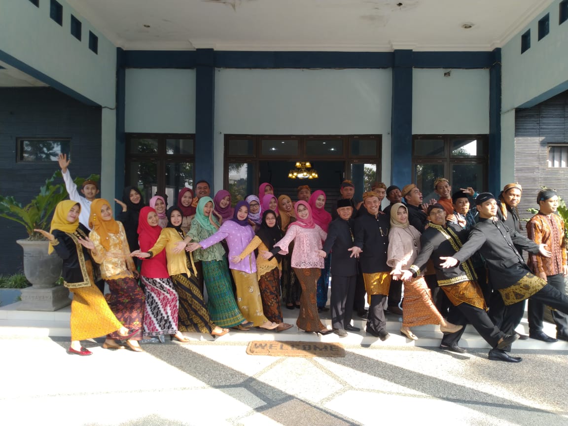 Peringatan Hari Kartini STIKes Kepanjen 2019 (2)
